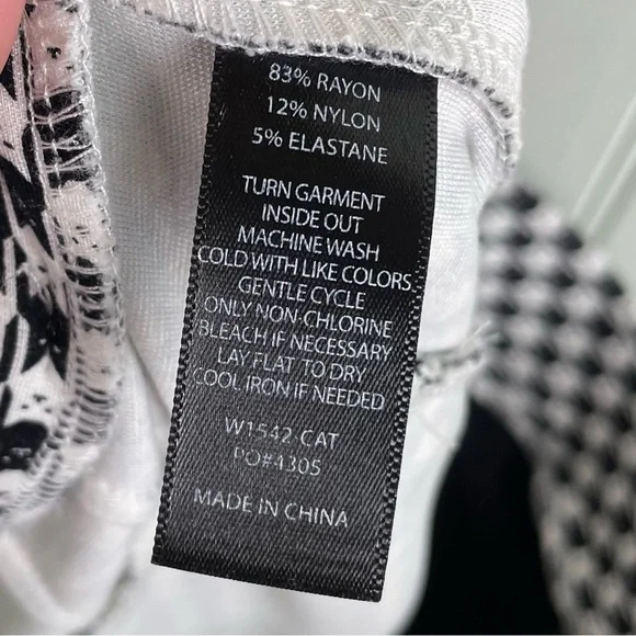 Betabrand Straight Leg Chino Dress Yoga Pants Catstooth Cat Print Size Small - Picture 8 of 9